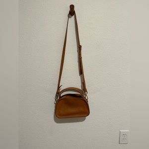 Madewell Sydney Zip-Top Crossbody Bag